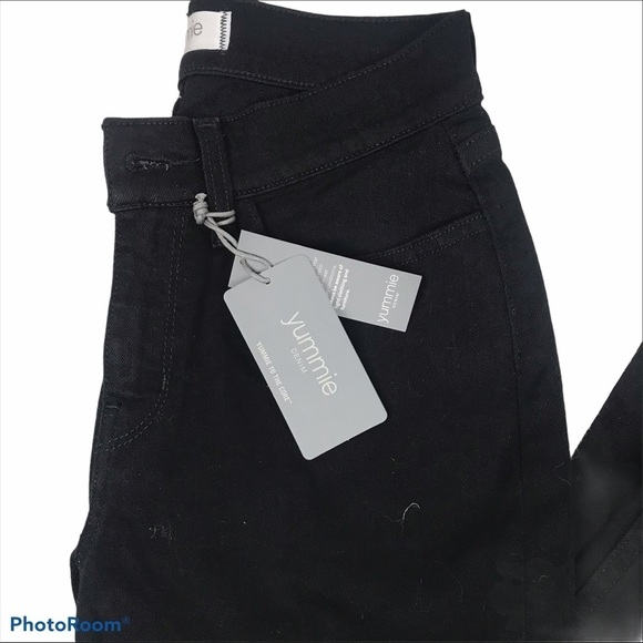 Yummie Women’s Size 25 Black Mid-Rise Dark Wash Skinny Jean NWT - Picture 3 of 12